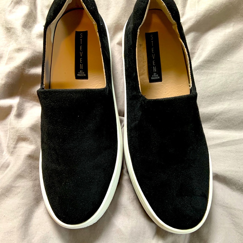 Steve Madden slip on platform shoes